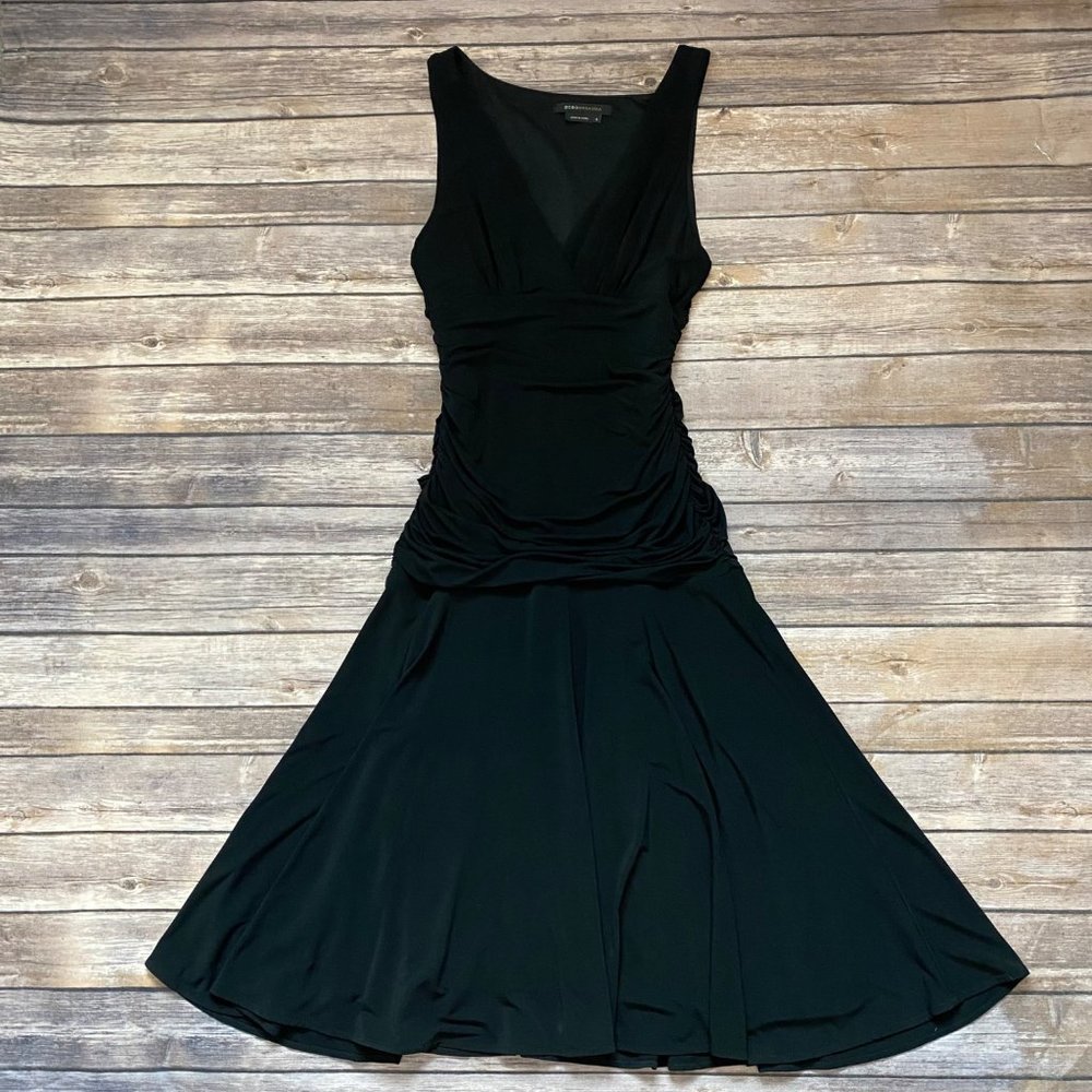BCBGMaxAzria Black V Neck Ruched Sleeveless Midi Dress